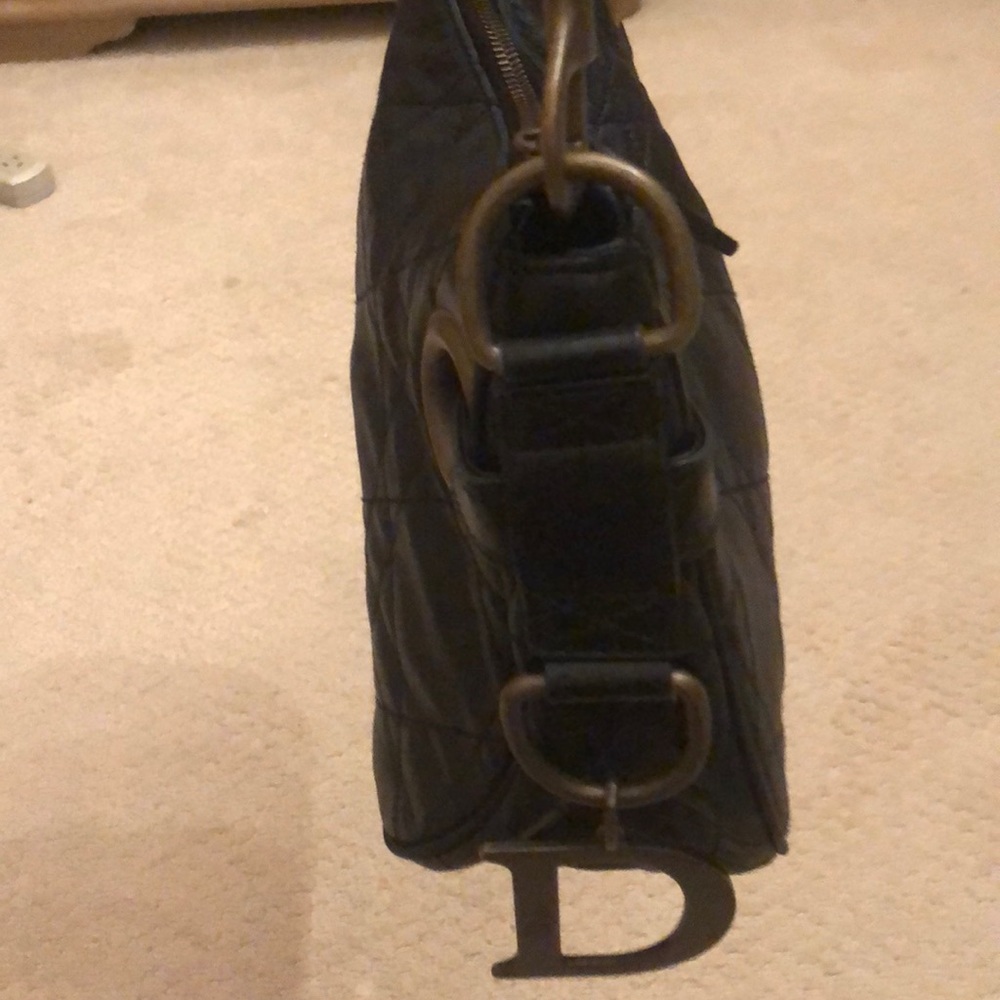 Handbag - Picture 3 of 4